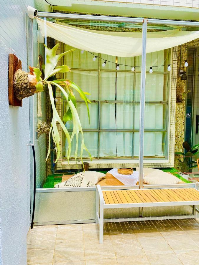 安平言寓包棟旅宿 Ian Apt Тайнань Экстерьер фото