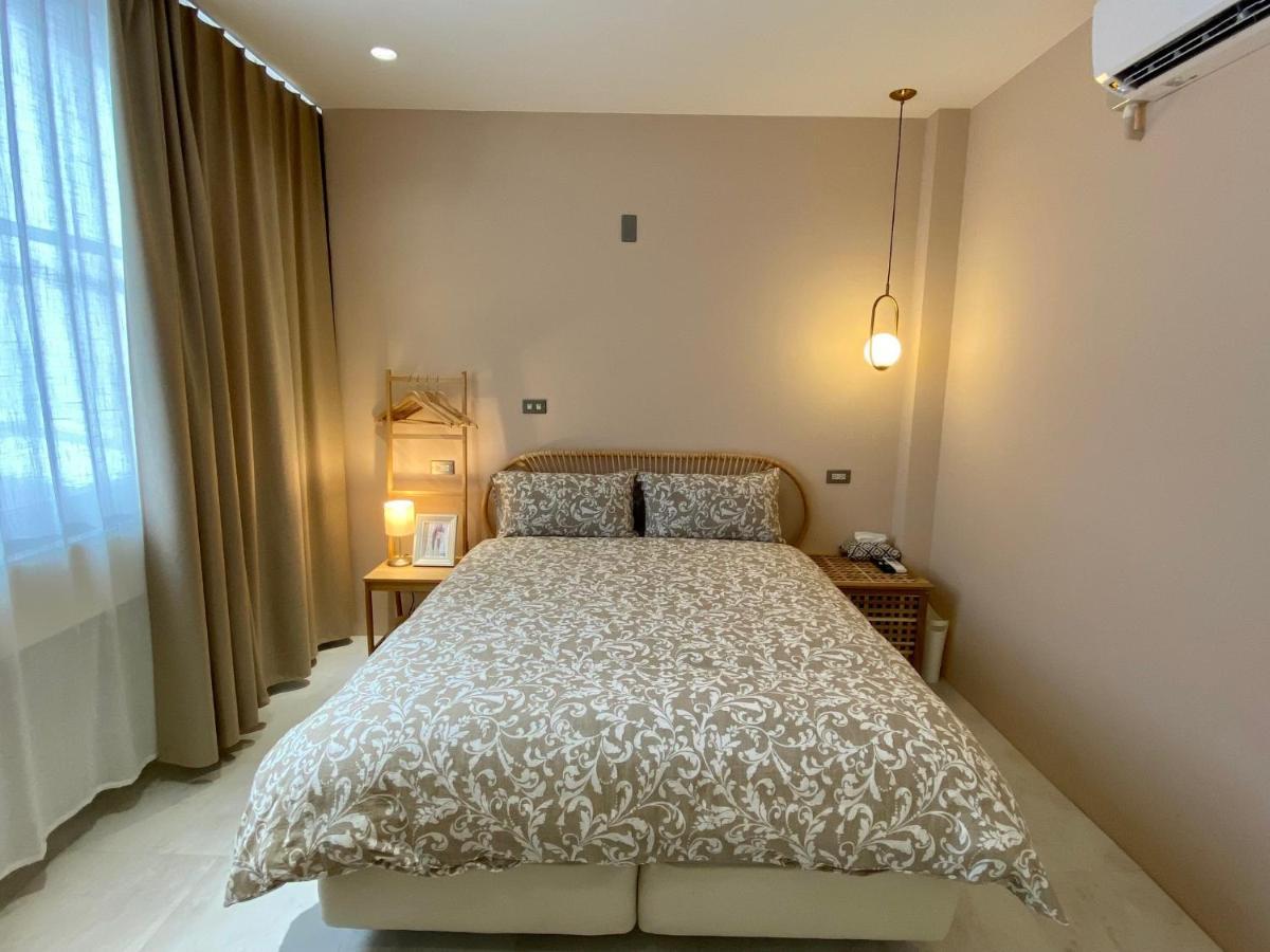 安平言寓包棟旅宿 Ian Apt Тайнань Экстерьер фото