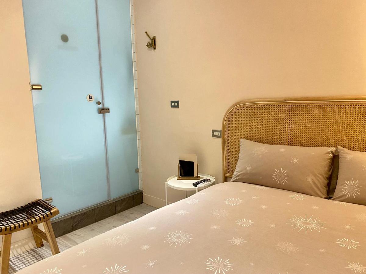 安平言寓包棟旅宿 Ian Apt Тайнань Экстерьер фото